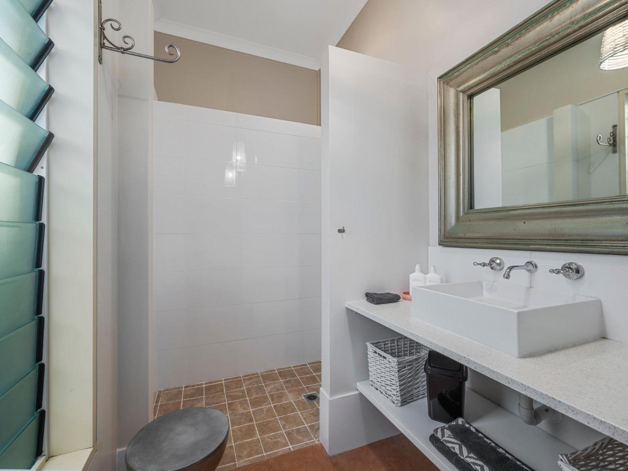 Shorebreak Studio Apartments سابفير بيتش المظهر الخارجي الصورة